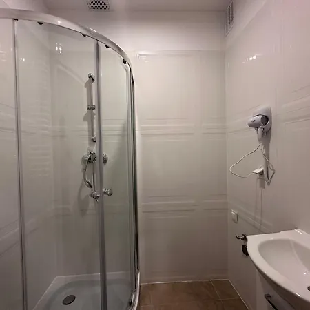 Apolla 12 Lejlighedshotel