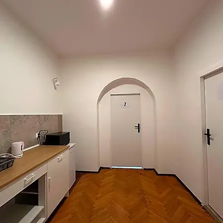 Апарт-готель Apolla 12 *