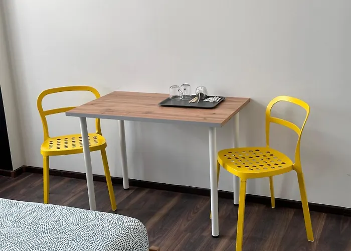 Apolla 12 公寓式酒店 *