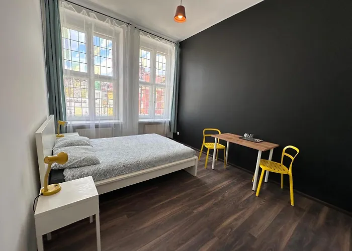 Apolla 12 公寓式酒店