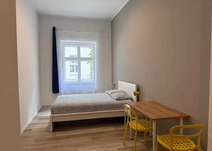 Apolla 12 Aparthotel *